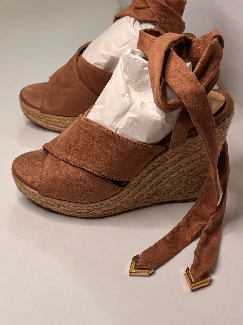 Bella Marie Faux Suede Wrap Espadrille Wedge Sandals in Brown Sz 7